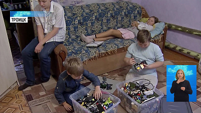 Владимир Павлов навестил семью в Троицке