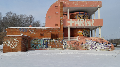 Администрация Челябинска на снос поста ГАИ потратит 48 тыс. рублей вместо 3,5 млн