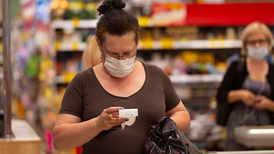 Жители Челябинской области увеличили траты в магазинах