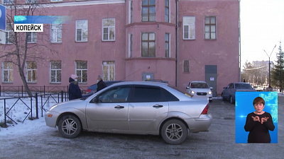 Волонтёры развозят медиков на личных авто