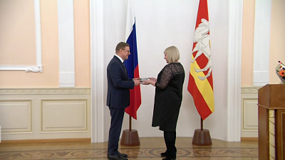 В Челябинске наградили многодетных матерей