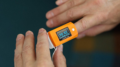 Челябинцы покупают в Китае пульсоксиметры и бесконтактные термометры