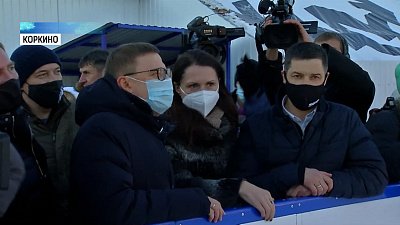 Губернатор проверил ход реконструкции спортобъектов