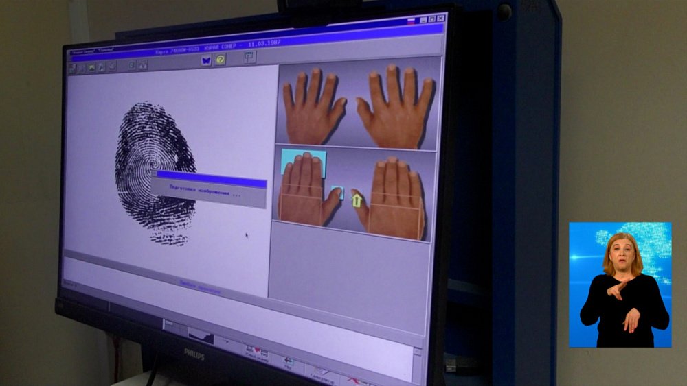 Полицейские проверили мигрантов