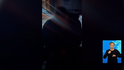 Охрана поймала пьяного посетителя бара