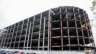 КУИЗО пытается отсудить старейший недострой в центре Челябинска