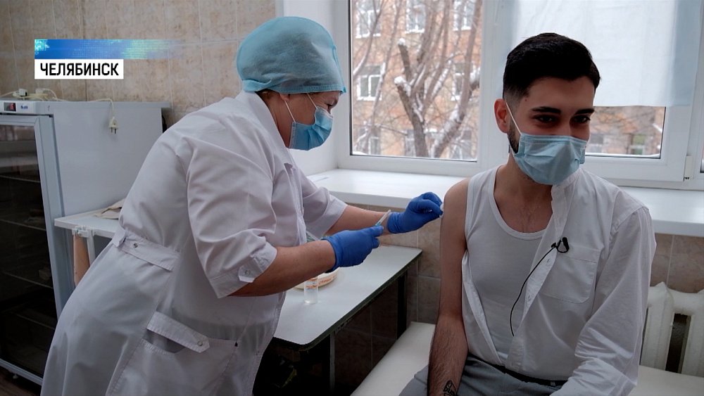 Журналисты ОТВ поставили прививки от ковида