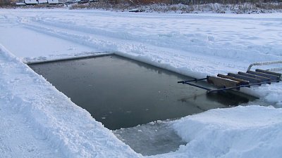 Как правильно вести себя в ледяной воде