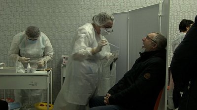 В Миассе работает пункт, где можно сдать тест на COVID-19