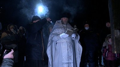 Количество желающих искупаться в проруби сократилось