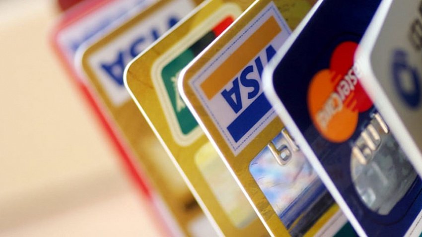 Выдача кредитных карт в Челябинской области сократилась на 26% Выдача кредитных карт в Челябинской области сократилась на 26%