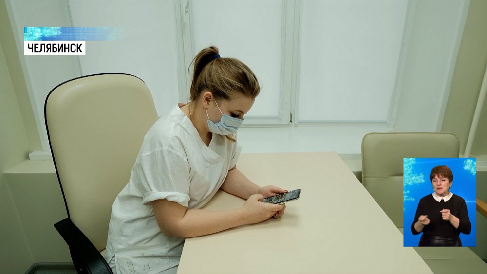 Врач сняла ролик о работе в «Красной зоне»