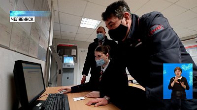 Челябинка стала помощником машиниста