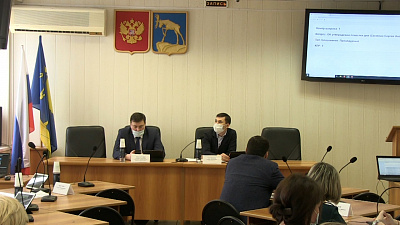 Депутаты обсуждают реализацию национальных проектов