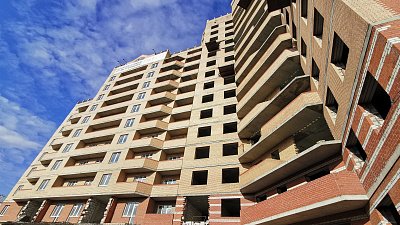 В Челябинске снова ищут подрядчика для достройки проблемного дома на Доватора