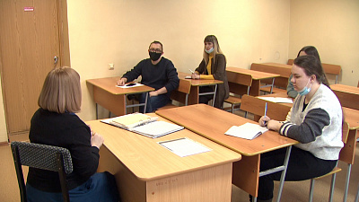 Пользователи интернета шутят над пандемией