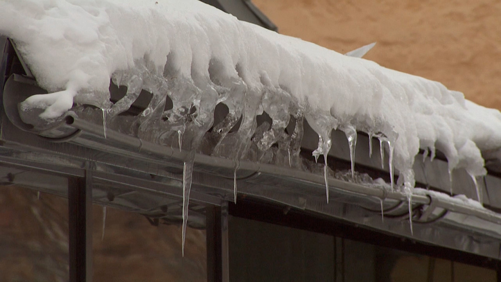 В Миассе проверяют уборку дорог и крыш