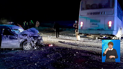 Водитель автобуса устроил ДТП Водитель автобуса устроил ДТП