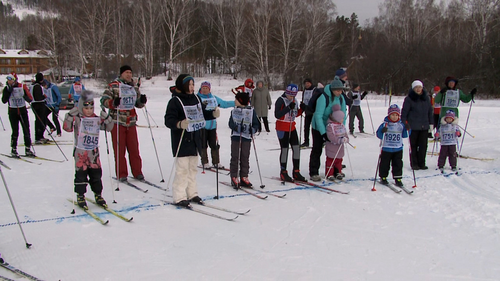 Миасцы соревновались в «Лыжне России»
