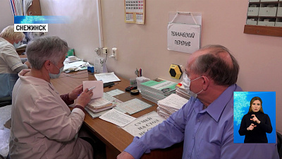 Выездные бригады медиков прививают от ковида