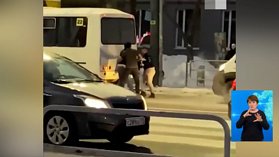 Водители маршруток устроили драку