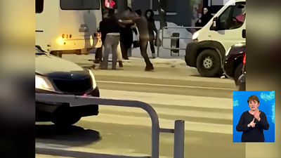 Дерущихся маршрутчиков отчитали автоинспекторы