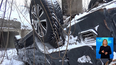 Сильный снегопад и метель спровоцировали десятки аварий на Южном Урале