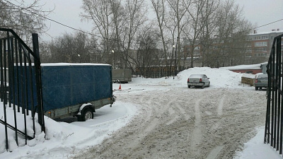 Суд запретил демонтировать автостоянки бывшей фирмы Андрея Барышева