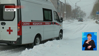 Спасатели километр несли пострадавшего до скорой