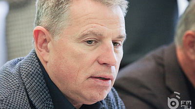 РБК: Андрей Комаров может стать инвестором предприятия по добыче платины 