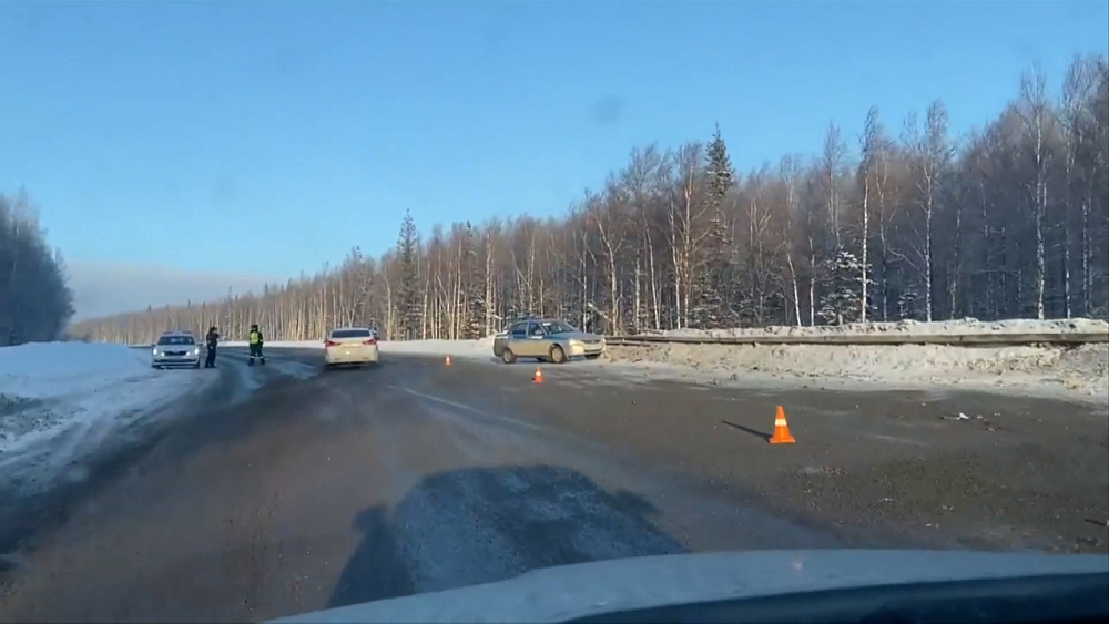 На трассе М5 перевернулся грузовик