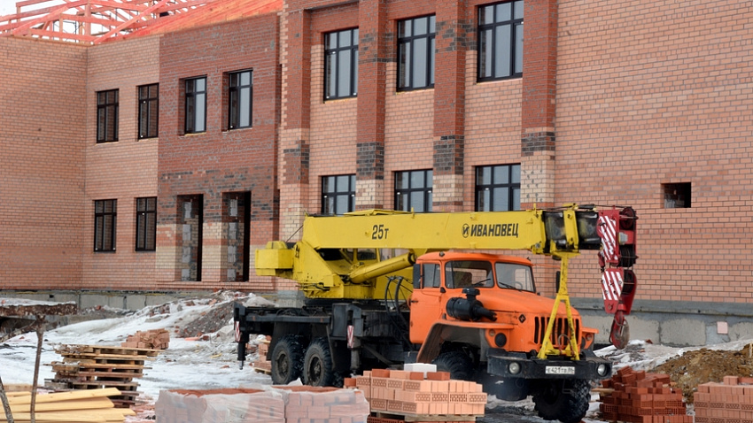 Более 400 млн рублей направят на программу развития сельских территорий в Челябинской области Более 400 млн рублей направят на программу развития сельских территорий в Челябинской области