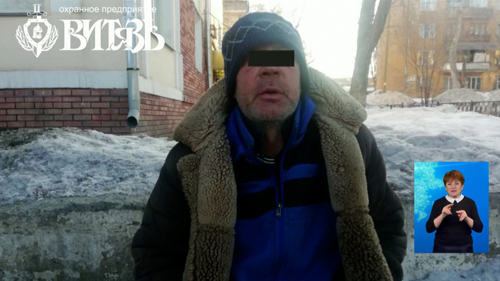 Челябинцы разбили окно, чтобы согреться