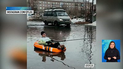 Южноуральцы устроили флешмоб в лодках