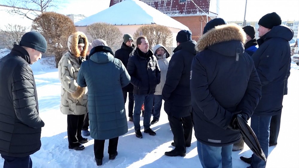 В Першино ветхие телефонные столбы