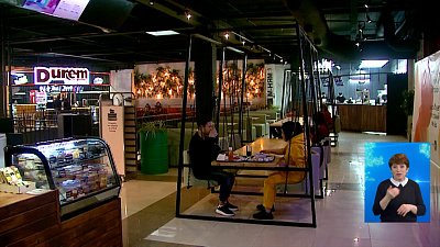 В Челябинске открылся фуд-молл